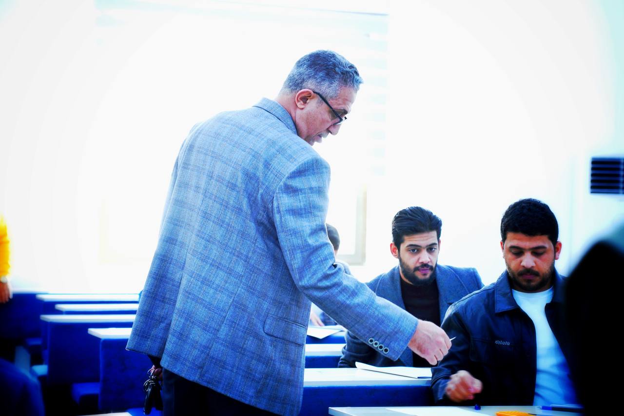 مقاعد الدراسة والامتحانات